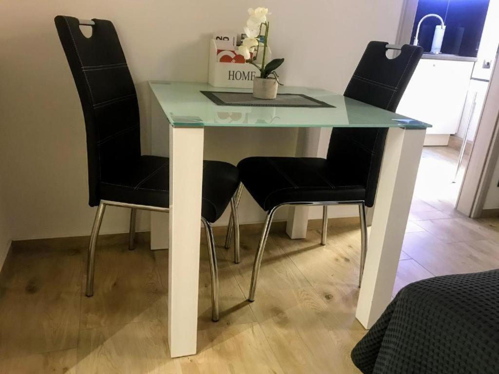 Salzhausblick Business Apartments - Zentrale Lage Am Salzhaus - Mwst-Rechnung Verfuegbar Циттау Экстерьер фото